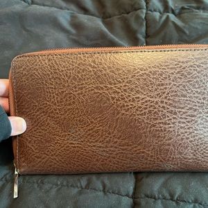 Matt and nat vegan leather wallet slightly used